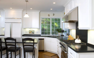 Picture of newly remodeled kitchen.